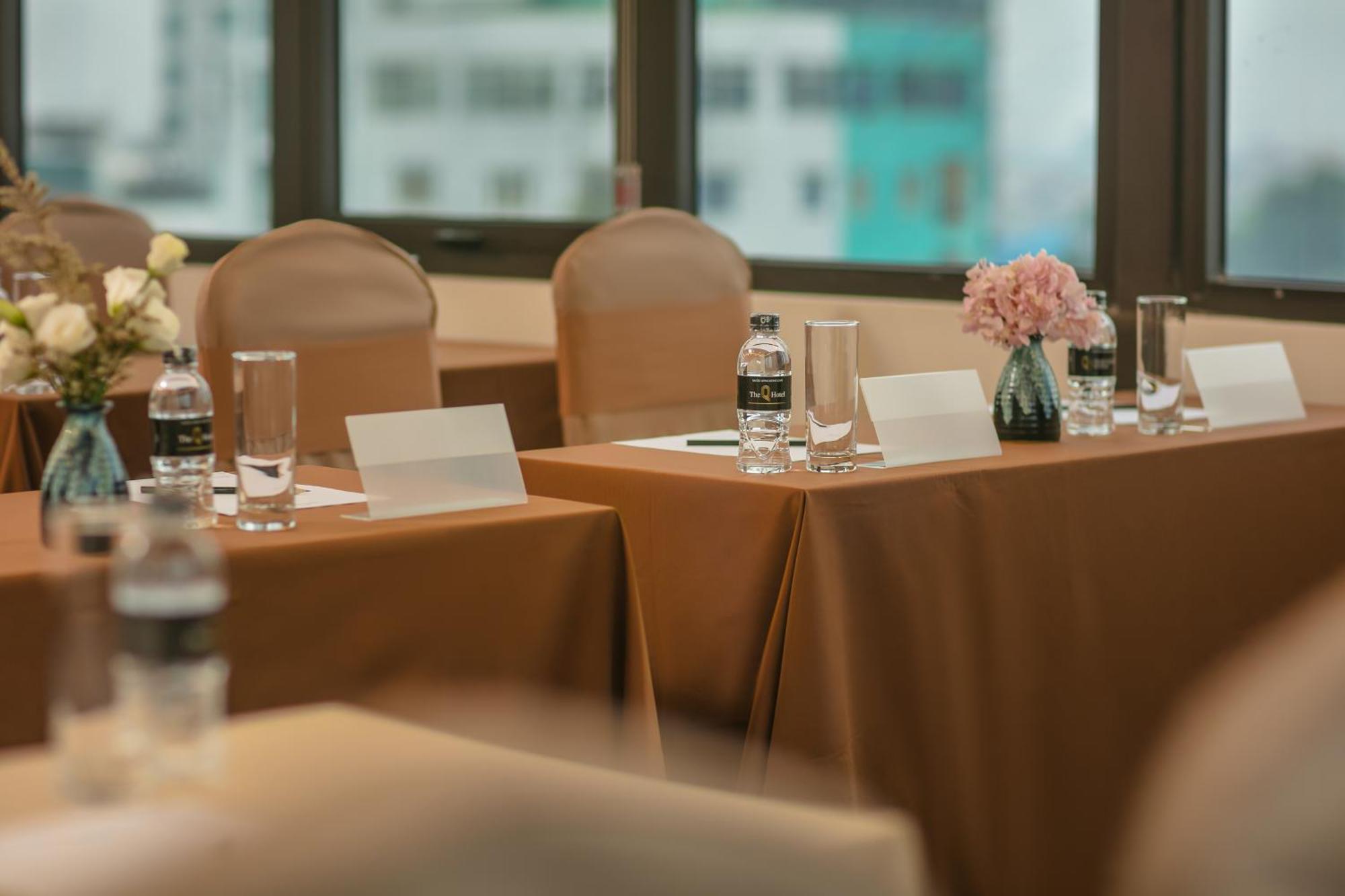 The Q Hotel ハノイ市 エクステリア 写真
